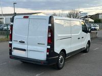 Gebraucht Renault Trafic 131 PS (96 kW) 2022 Weiß Van / Kleinbus