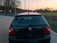 Gebraucht VW Polo 64 PS (47 kW) 2003 Schwarz Limousine