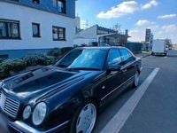 Gebraucht Mercedes E430 279 PS (205 kW) 1997 Schwarz Limousine