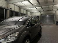 Gebraucht Ford S-MAX Titanium 200 PS (147 kW) 2012 Braun Van / Kleinbus