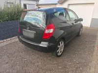 Gebraucht Mercedes A160 95 PS (69 kW) 2010 Schwarz Kleinwagen