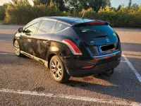 Gebraucht Lancia Delta 120 PS (88 kW) 2011 Schwarz Kleinwagen