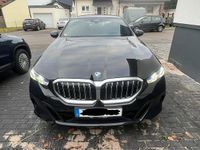 Gebraucht BMW 520 Shadowline 208 PS (152 kW) 2024 Schwarz Limousine