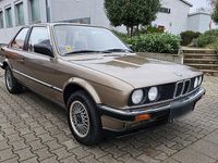 Gebraucht BMW 325 122 PS (89 kW) 1985 Gelb Limousine