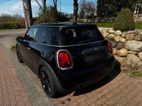 Second-hand Mini ONE 102 CP (75 kW) 2018 Negru Hatchback