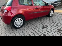 Gebraucht Renault Clio 70 PS (51 kW) 2011 Rot Kleinwagen
