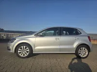 Gebraucht VW Polo Comfortline 90 PS (66 kW) 2015 Silber Limousine