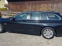 Gebraucht BMW 520 184 PS (135 kW) 2014 Black sapphire metallic Kombi