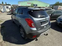 Gebraucht Opel Mokka Innovation 131 PS (96 kW) 2014 Seidengrau/lichtgrau/irongrey SUV