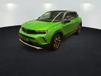Gebraucht Opel Mokka Elegance 101 PS (74 kW) 2022 Matcha green/ikone gruen (metallic) SUV