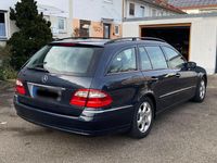Gebraucht Mercedes E270 Elegance 177 PS (130 kW) 2003 Blau Kombi