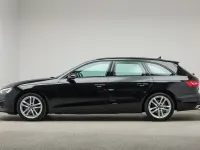 Gebraucht Audi A4 Basis 150 PS (110 kW) 2023 Mythosschwarz metallic Kombi