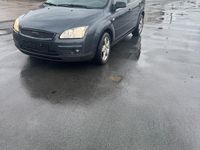 Gebraucht Ford Focus 140 PS (102 kW) 2006 Grau Kombi