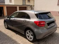 Gebraucht Mercedes A180 Urban 122 PS (89 kW) 2014 Grau Kleinwagen