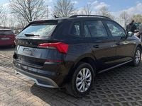 Second-hand Skoda Kamiq Ambition 110 CP (80 kW) 2022 Negru SUV
