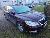 Gebraucht Skoda Octavia Impuls Edition 105 PS (77 kW) 2011 Rot Kombi