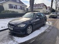 Gebraucht BMW 325 218 PS (160 kW) 2005 Blau Limousine