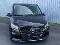 Gebraucht Mercedes 300 Avantgarde 237 PS (174 kW) 2024 Obsidianschwarz metallic (metallic) Kombi