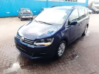 Gebraucht VW Sharan Comfortline 150 PS (110 kW) 2020 Blau Van / Kleinbus
