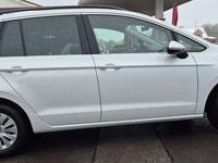 Gebraucht VW Golf Highline 150 PS (110 kW) 2020 Weiß Van / Kleinbus