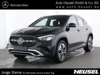 Gebraucht Mercedes GLA200 Progressive 163 PS (119 kW) 2025 Metalliclack kosmosschwarz SUV