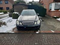 Gebraucht Mercedes E200 122 PS (89 kW) 2005 Schwarz Limousine