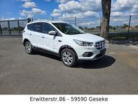 Gebraucht Ford Kuga Titanium 150 PS (110 kW) 2019 Weiß SUV