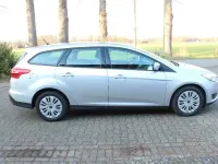 Gebraucht Ford Focus Trend 101 PS (74 kW) 2017 Silber Kombi