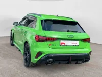 Gebraucht Audi RS3 Sportback Ambiente 400 PS (294 kW) 2025 Kyalamigrün Kleinwagen
