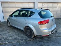 Gebraucht Seat Altea Reference 105 PS (77 kW) 2012 Silber Van / Kleinbus