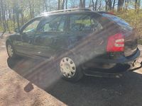Gebraucht Skoda Octavia Elegance 140 PS (102 kW) 2008 Schwarz Kombi