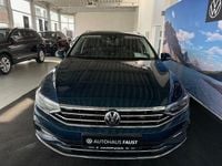 Gebraucht VW Passat Elegance 200 PS (147 kW) 2022 Blau metallic Kombi