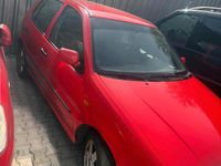 Second-hand VW Polo 1998 Roșu Hatchback