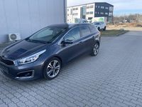 Gebraucht Kia Ceed Spirit 135 PS (99 kW) 2016 Grau Kleinwagen