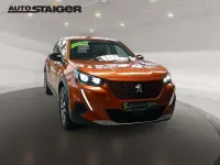 Gebraucht Peugeot e-2008 Active 100 kW (136 PS) 2023 Orange SUV