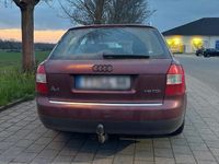 Gebraucht Audi A4 101 PS (74 kW) 2002 Rot Kombi