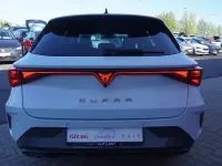 Gebraucht Cupra Leon 150 PS (110 kW) 2024 Glacia weiß metallic Kombi