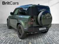 Neu Land Rover Defender S 200 PS (147 kW) 2026 Grün SUV