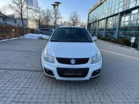Gebraucht Suzuki SX4 Style 135 PS (99 kW) 2013 Weiß Kleinwagen