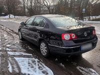Gebraucht VW Passat 160 PS (117 kW) 2009 Schwarz Limousine