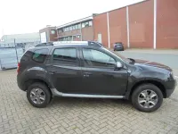 Second-hand Dacia Duster Prestige 125 CP (91 kW) 2015 Negru SUV