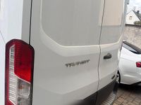 Second-hand Ford Transit 131 CP (96 kW) 2019 Alb Monovolum
