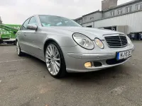 Gebraucht Mercedes E350 Avantgarde 272 PS (200 kW) 2005 Grau Limousine