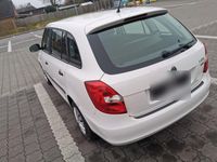 Gebraucht Skoda Fabia 69 PS (50 kW) 2012 Weiß Kombi