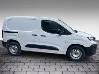 Neu Peugeot Partner 131 PS (96 kW) 2026 Weiss Van / Kleinbus