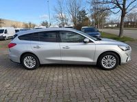 Gebraucht Ford Focus Titanium 150 PS (110 kW) 2022 Silber Limousine
