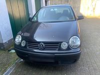 Gebraucht VW Polo 64 PS (47 kW) 2003 Schwarz Kleinwagen