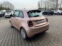 Gebraucht Fiat 500e 86 kW (118 PS) 2023 Gold