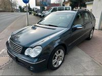 Gebraucht Mercedes C220 Elegance 150 PS (110 kW) 2005 Blau Kombi