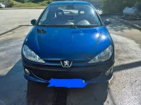 Gebraucht Peugeot 206 Tendance 109 PS (80 kW) 2002 Blau Limousine